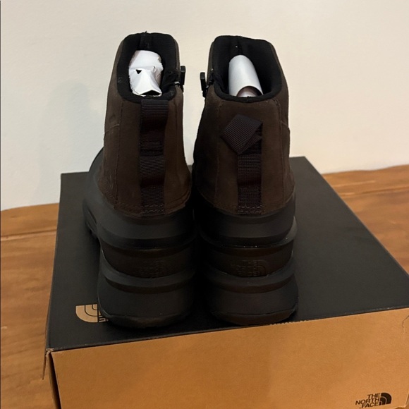 The North Face NWT Chilkat VZip Dark Brown and Black Snow Rain Boots Size 12.5 main image 5